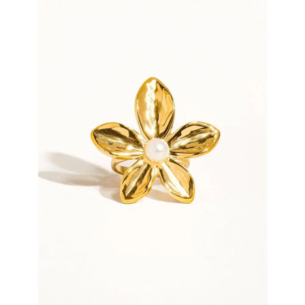 Killian 18K Gold Non-Tarnish Pearl Flower Ring